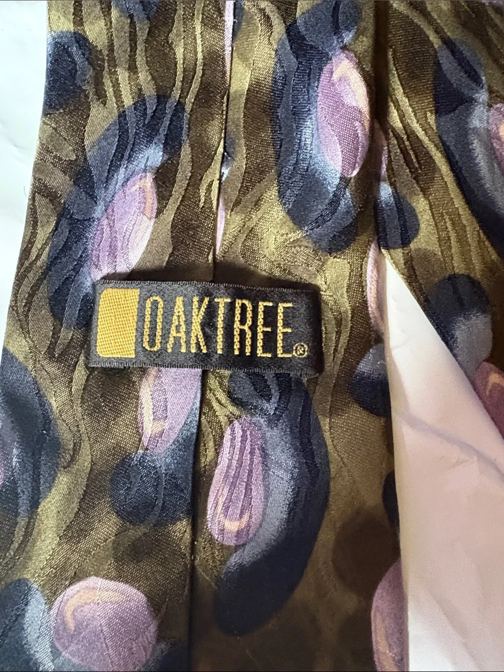 Oaktree elegant men